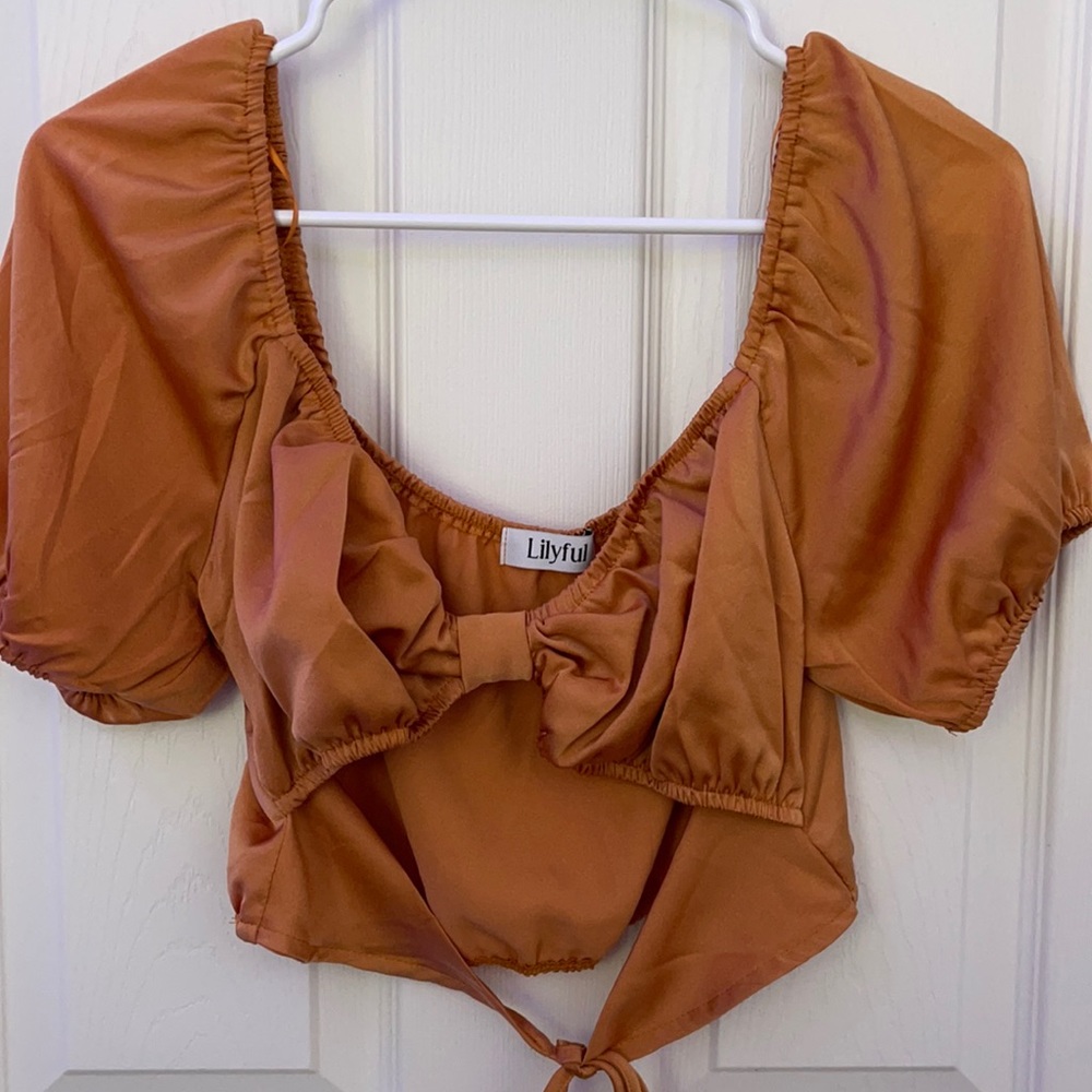 Lilyful Top